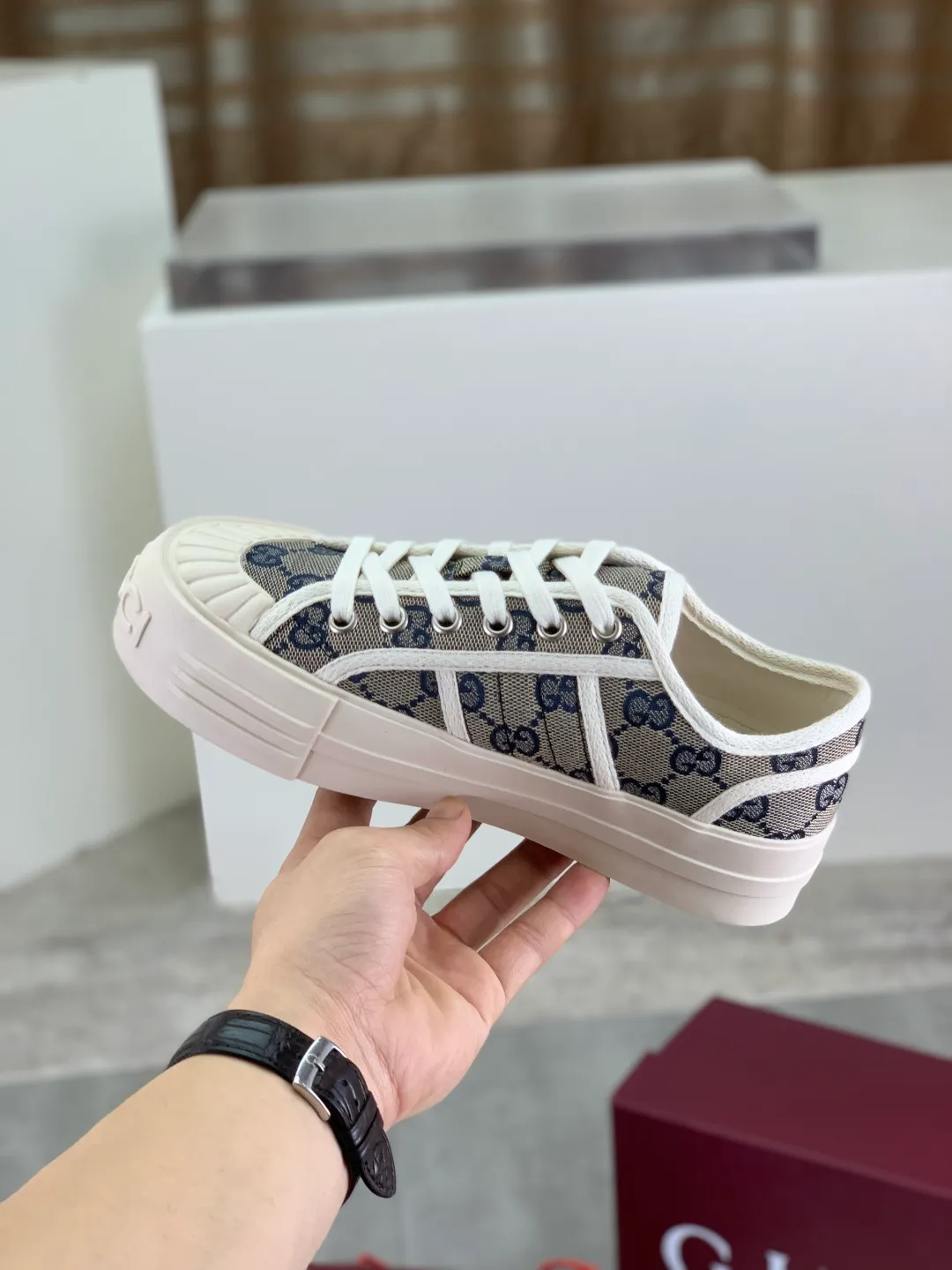 Men's shoes 💰P480 New Gucci thick-soled cloth shoes for women, high-quality version with logo patterned cloth surface, 5mm thick sole, ultra-light shoes, versatile and comfortable.  Fabric: Versatile floral fabric Lining: Versatile canvas Feet: Towel fabric Code number: 35-41 (41 customized) Packaging: Original packaging